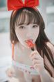 DJAWA Photo - Son Ye-Eun (손예은): "Strawbeery Girl" (152 photos) P102 No.309e4f